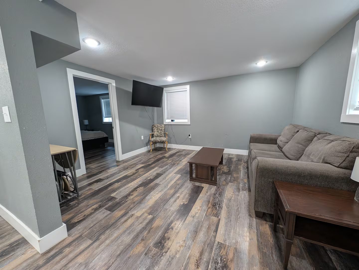 Jonesboro Downtown Mainstreet Hideaway Suite